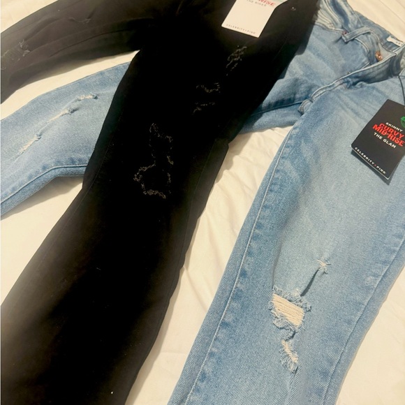 “Celebrity Pink” NEW (Macy’s) Jean Bundle     Size 3/26 - Picture 4 of 6